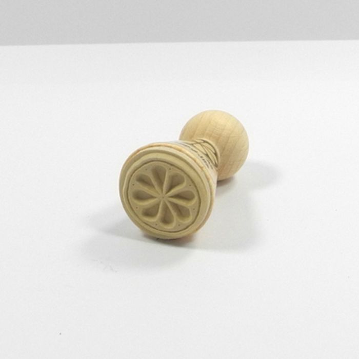 Figurenkegelstempel Ornament Klee 2,3 cm, Bild 3 von 3