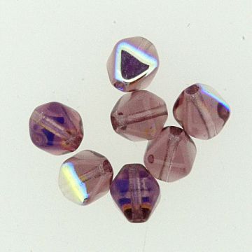 Glasperle Pyramide amethyst AB 6 mm Lochgröße 0,8 mm