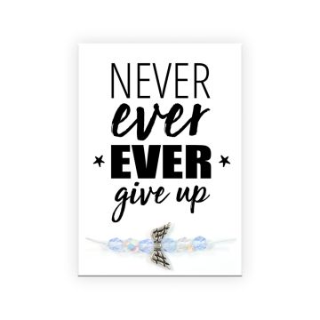 Fertiges Armband Never give up