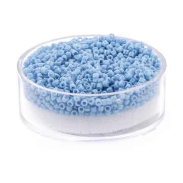 Hochw. jap. Delica Beads opal light blue luster 2 mm 9 gr