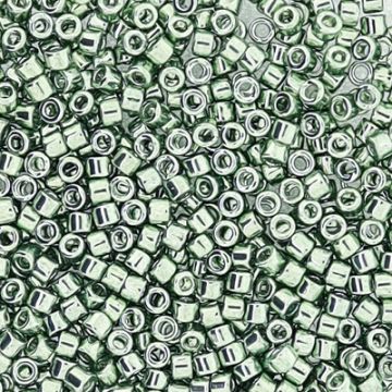 Hochw. jap. Delica Beads light green metallic 2 mm 50 gr