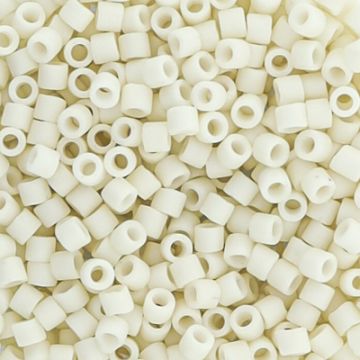 Hochw. jap. Delica Beads opal cream 2,2 mm 50 gr