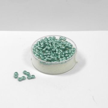 Infinity Beads DeluXes mintgrün 3x6 mm ca. 70 Stück. = 5,5 gr.