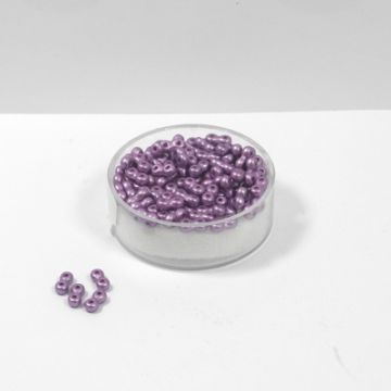 Infinity Beads DeluXes helllila 3x6 mm ca. 70 Stück. = 5,5 gr.